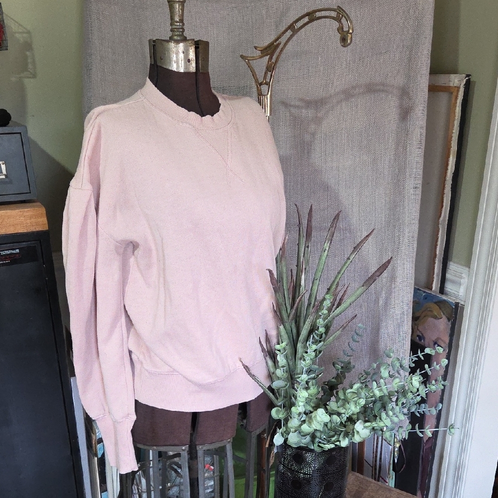 Universal Thread Dusty Pink Crewneck Sweatshirt